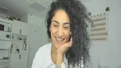 Queen online show from October 1, 2025, 11:16 am