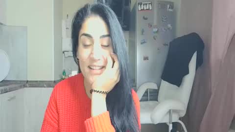 Queen online show from November 9, 2025, 11:08 am