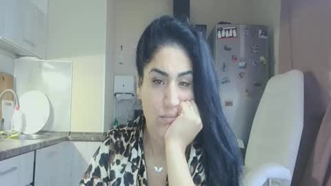 Queen online show from November 10, 2025, 10:47 am