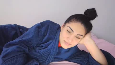 Queen online show from December 15, 2025, 8:51 am