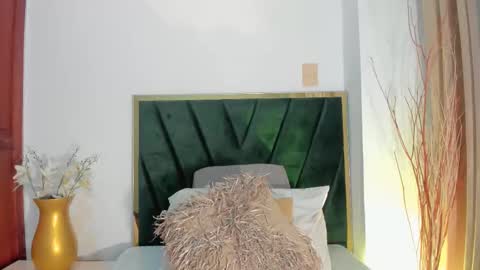 Snapshot of sagirabelle chatting on October 22, 2025, 6:18 pm Sagira Belle online show from October 22, 2025, 6:18 pm