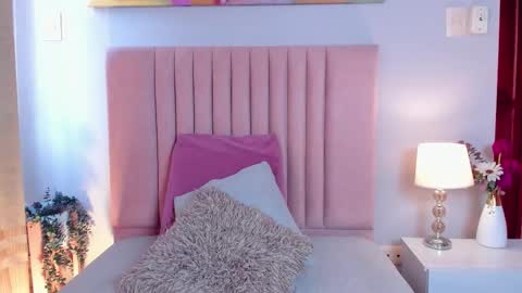 Snapshot of sagirabelle chatting on October 27, 2025, 6:12 pm Sagira Belle online show from October 27, 2025, 6:12 pm