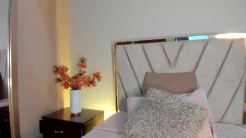 Snapshot of sagirabelle chatting on December 3, 2025, 6:17 pm Sagira Belle online show from December 3, 2025, 6:17 pm