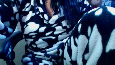 Karina online show from October 11, 2025, 5:39 am