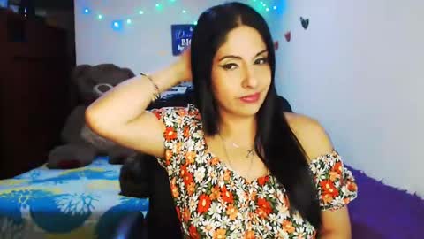 Karina online show from November 12, 2025, 1:39 am