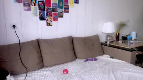 Sofia online show from October 12, 2025, 9:41 am