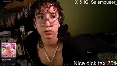 Snapshot of salemqueer_ chatting on September 13, 2025, 6:40 pm Sam online show from September 13, 2025, 6:40 pm