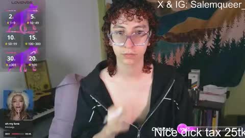 Snapshot of salemqueer_ chatting on September 14, 2025, 8:52 pm Sam online show from September 14, 2025, 8:52 pm