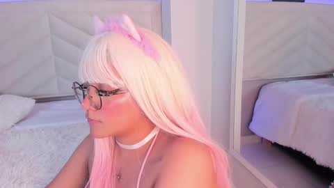 Snapshot of sally_white_ chatting on February 4, 2025, 2:49 am Sally White online show from February 4, 2025, 2:49 am