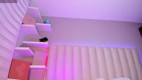 Snapshot of sally_white_ chatting on November 13, 2025, 3:27 am Sally White online show from November 13, 2025, 3:27 am