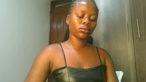 Snapshot of sallysasha254 chatting on December 5, 2024, 7:38 am sallysasha254 online show from December 5, 2024, 7:38 am