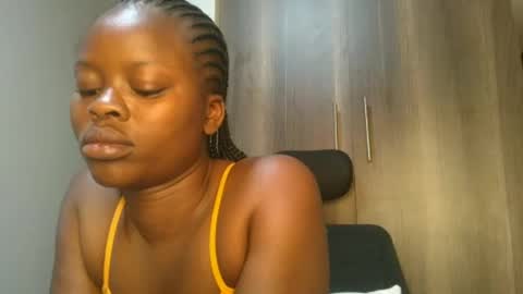 Snapshot of sallysasha254 chatting on December 10, 2024, 4:45 am sallysasha254 online show from December 10, 2024, 4:45 am