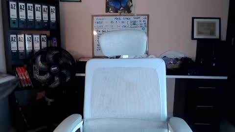 Snapshot of salome_010 chatting on January 4, 2025, 1:10 am Salome online show from January 4, 2025, 1:10 am