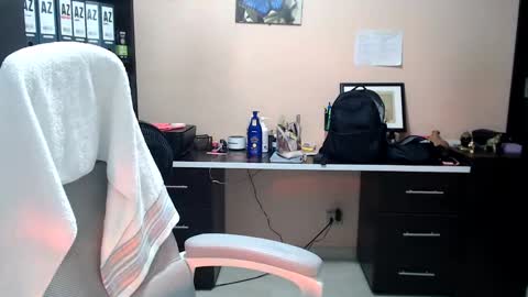 Snapshot of salome_010 chatting on February 21, 2025, 12:27 am Salome online show from February 21, 2025, 12:27 am