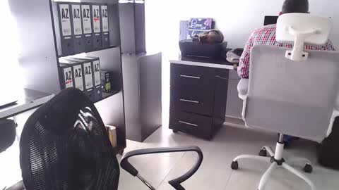 Snapshot of salome_010 chatting on November 5, 2025, 1:22 pm Salome online show from November 5, 2025, 1:22 pm