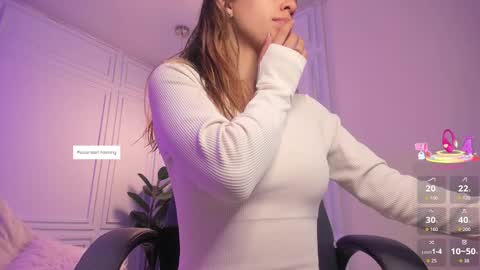 Snapshot of salome__evans chatting on October 9, 2025, 11:52 am salome__evans online show from October 9, 2025, 11:52 am