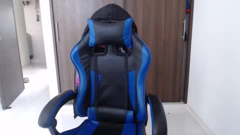 Snapshot of salome_sweet4_ chatting on September 10, 2025, 9:15 pm salome online show from September 10, 2025, 9:15 pm