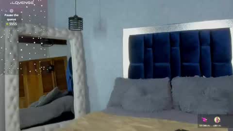 Snapshot of salome_williamss chatting on December 19, 2024, 8:13 pm Salome online show from December 19, 2024, 8:13 pm