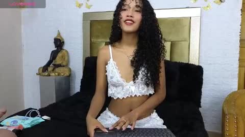 Snapshot of salome_williamss chatting on January 8, 2025, 12:15 pm Salome online show from January 8, 2025, 12:15 pm