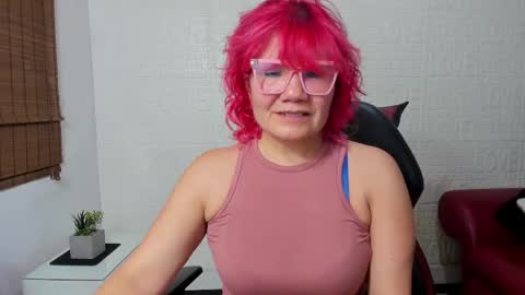 Snapshot of salomee_diazz chatting on February 18, 2025, 9:09 pm Salomee diazz online show from February 18, 2025, 9:09 pm