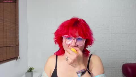 Snapshot of salomee_diazz chatting on March 5, 2025, 11:27 pm Salomee diazz online show from March 5, 2025, 11:27 pm