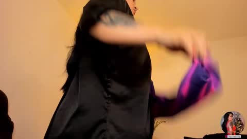 Snapshot of salomekross_ chatting on February 9, 2025, 7:49 am Salome Kross online show from February 9, 2025, 7:49 am