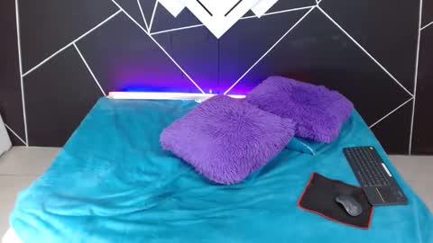 Snapshot of salomeswet chatting on March 12, 2025, 10:48 am martina online show from March 12, 2025, 10:48 am