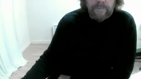 Snapshot of saltimbanquier chatting on December 1, 2024, 4:29 pm Saltimbanquier Salt ou Banquier online show from December 1, 2024, 4:29 pm