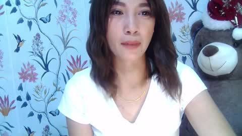 Snapshot of saltwatermuse chatting on November 13, 2025, 3:33 pm Ask me online show from November 13, 2025, 3:33 pm