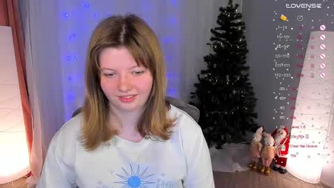 Snapshot of salut_love chatting on December 13, 2024, 6:49 pm Ruby online show from December 13, 2024, 6:49 pm