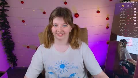 Snapshot of salut_love chatting on December 20, 2024, 6:35 pm Ruby online show from December 20, 2024, 6:35 pm