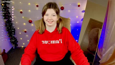 Snapshot of salut_love chatting on December 26, 2024, 7:49 pm Ruby online show from December 26, 2024, 7:49 pm