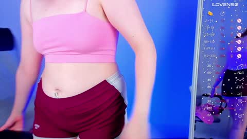 Snapshot of salut_love chatting on January 13, 2025, 1:39 pm Ruby online show from January 13, 2025, 1:39 pm