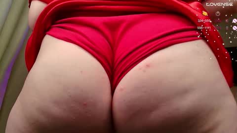 Snapshot of salut_love chatting on September 26, 2025, 3:16 pm Ruby online show from September 26, 2025, 3:16 pm