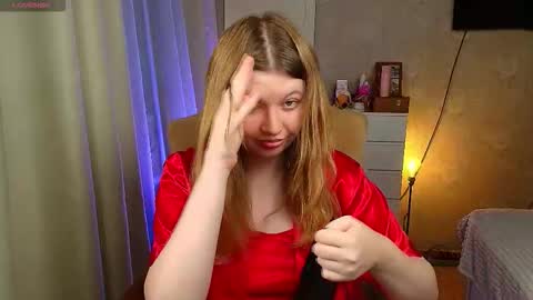 Snapshot of salut_love chatting on October 30, 2025, 3:35 pm Ruby online show from October 30, 2025, 3:35 pm