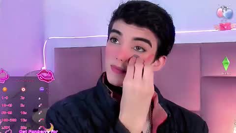 salvatore_boom online show from November 30, 2025, 7:40 pm