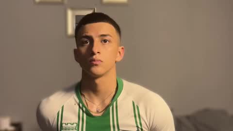 Snapshot of salvatore_romanoo chatting on November 17, 2025, 4:51 am Salvatore online show from November 17, 2025, 4:51 am