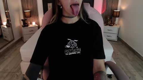 Snapshot of sam_mansson66 chatting on February 26, 2025, 12:14 pm SAM MANSON online show from February 26, 2025, 12:14 pm
