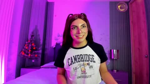 sam_naughty18 online show from December 10, 2024, 4:27 pm