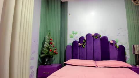 sam_naughty18 online show from December 18, 2024, 10:19 am