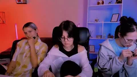 samanta_hotty online show from December 2, 2025, 8:48 pm