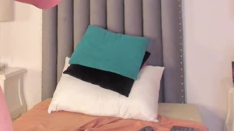  samanta  online show from January 27, 2025, 8:40 am