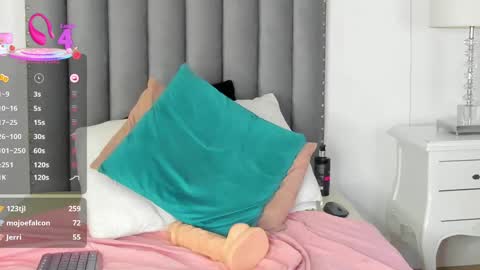  samanta  online show from March 10, 2025, 8:37 am