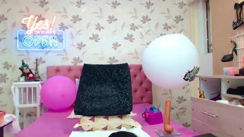 Snapshot of samantadark chatting on December 22, 2024, 7:21 pm SamantaDark online show from December 22, 2024, 7:21 pm