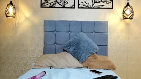 Samanta online show from September 30, 2025, 1:43 am