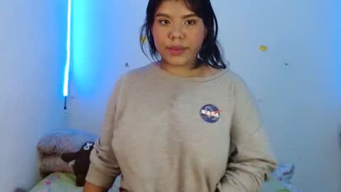 samantha_890 online show from November 30, 2025, 12:47 am