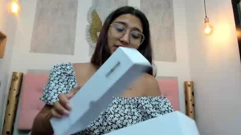    online show from November 3, 2025, 12:28 pm