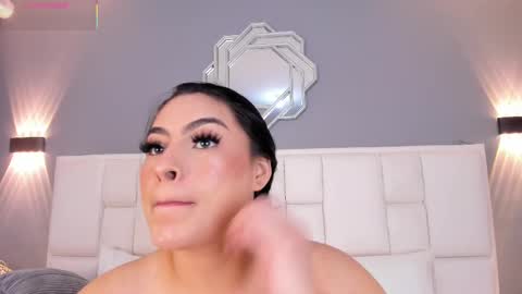  Samanthaa online show from November 11, 2025, 11:32 am