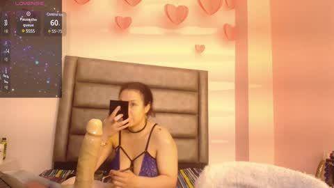 Snapshot of samanthaanderson chatting on January 11, 2025, 4:57 pm Samantha Anderson online show from January 11, 2025, 4:57 pm