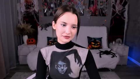 SamanthaaWalker online show from October 16, 2025, 6:31 pm